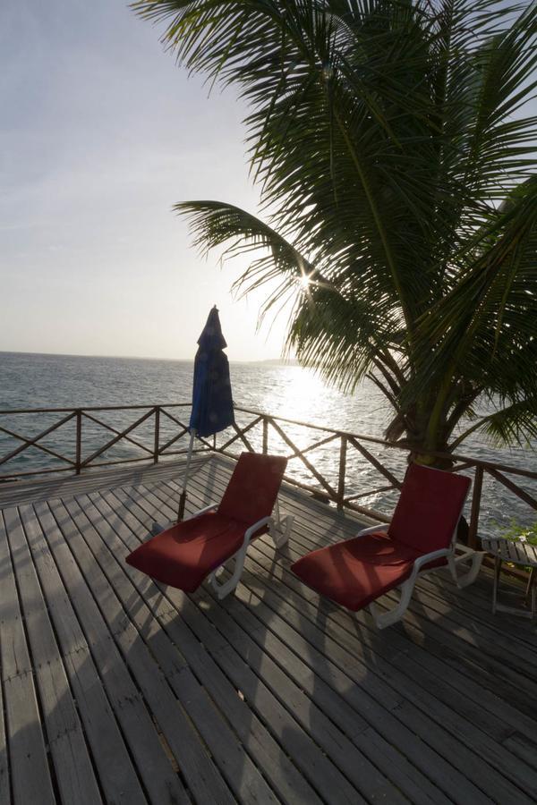 Blue Haven Hotel - Bacolet Bay - Tobago Scarborough Extérieur photo